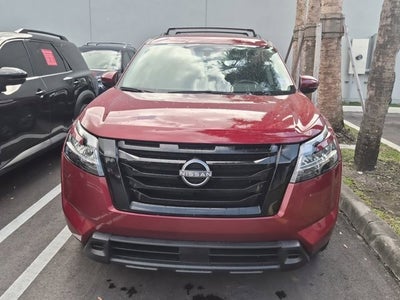 2022 Nissan Pathfinder SV