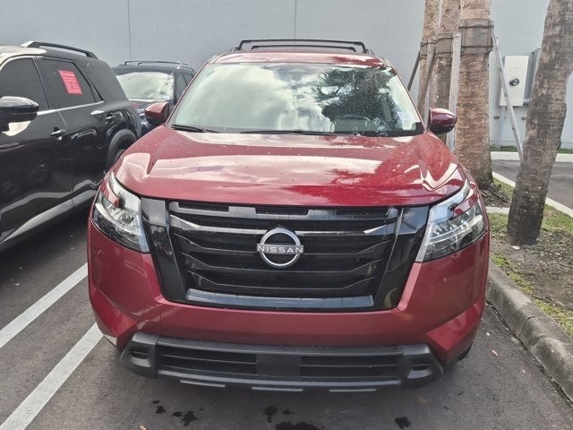 2022 Nissan Pathfinder SV