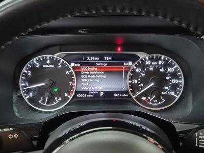 2022 Nissan Pathfinder SV