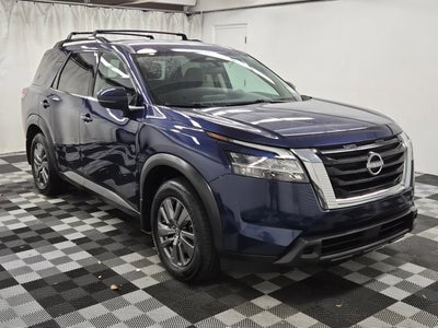 2022 Nissan Pathfinder SV