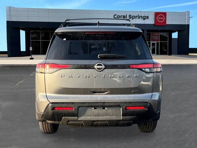 2026 Nissan Pathfinder SV