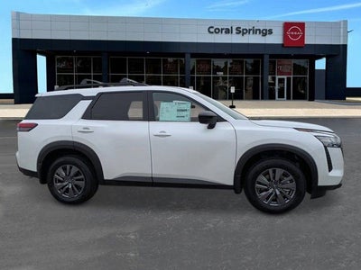 2026 Nissan Pathfinder SV