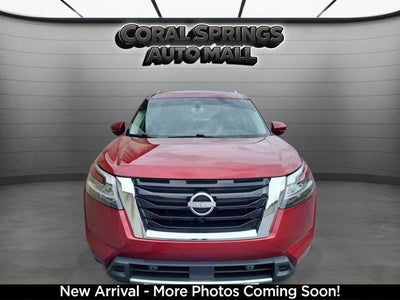 2024 Nissan Pathfinder SL