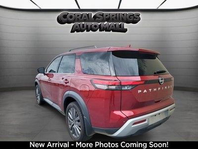 2024 Nissan Pathfinder SL