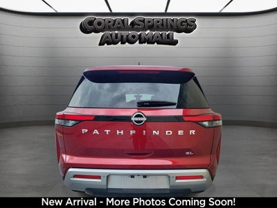 2024 Nissan Pathfinder SL