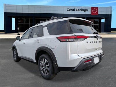 2026 Nissan Pathfinder SL