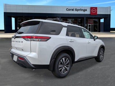 2026 Nissan Pathfinder SL