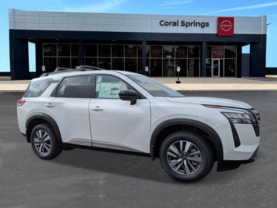 2026 Nissan Pathfinder SL