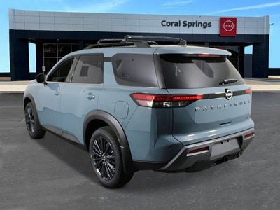 2026 Nissan Pathfinder SL