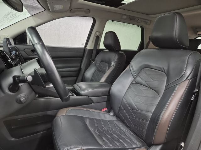 2022 Nissan Pathfinder Platinum
