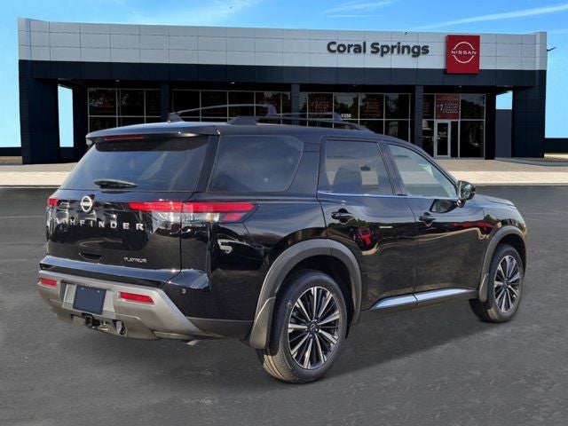 2026 Nissan Pathfinder Platinum
