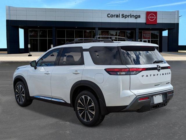 2026 Nissan Pathfinder Platinum