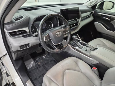 2021 Toyota Highlander Platinum