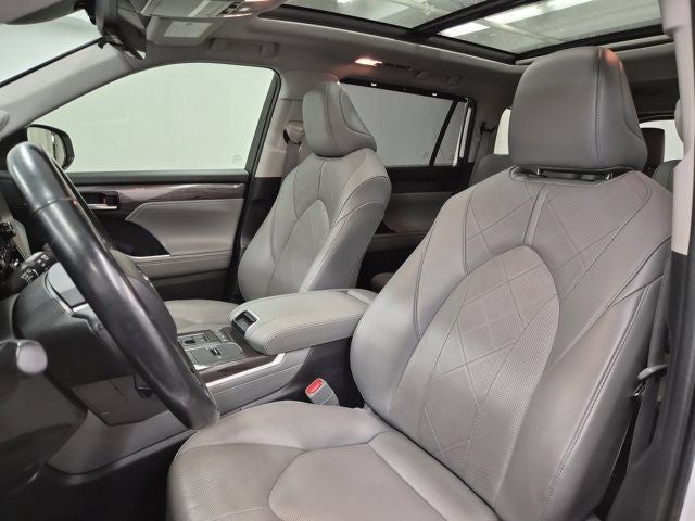 2021 Toyota Highlander Platinum