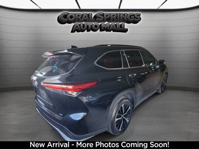 2022 Toyota Highlander XSE