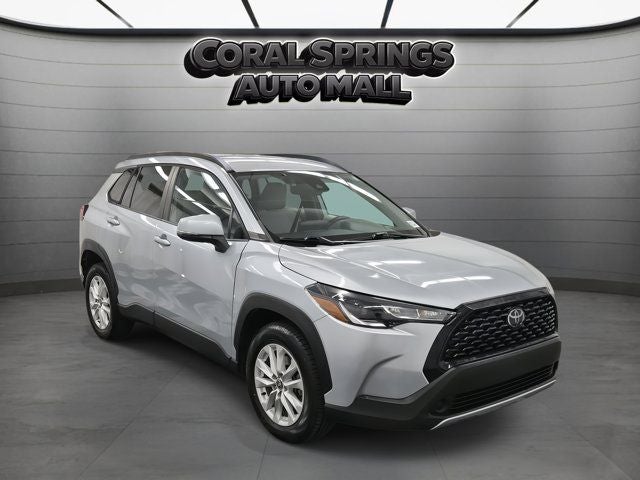 2022 Toyota Corolla Cross LE