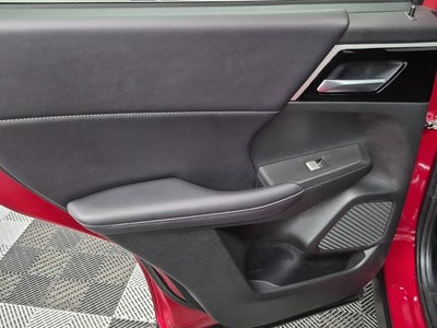 2023 Mitsubishi Outlander PHEV SE