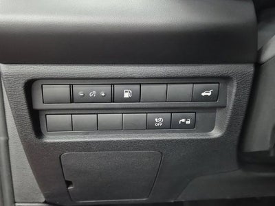 2023 Mitsubishi Outlander PHEV SE