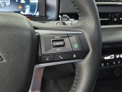 2023 Mitsubishi Outlander PHEV SE