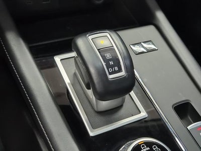 2023 Mitsubishi Outlander PHEV SE