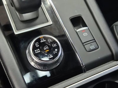 2023 Mitsubishi Outlander PHEV SE