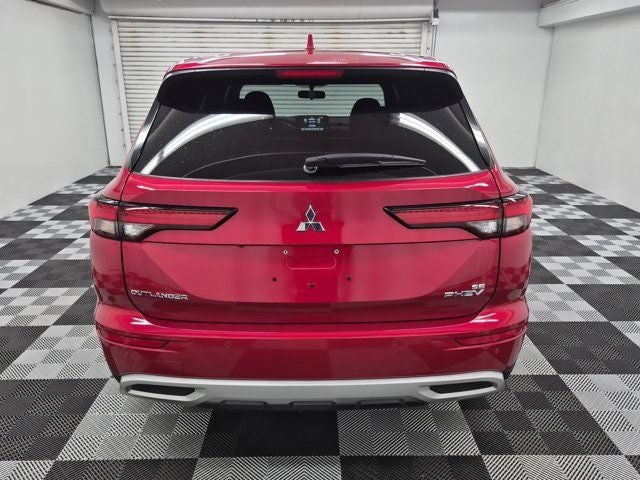 2023 Mitsubishi Outlander PHEV SE