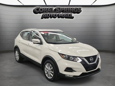 2022 Nissan Rogue Sport SV