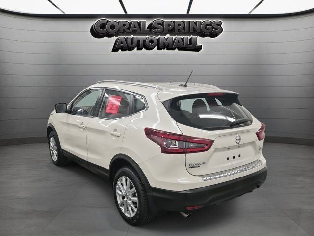 2022 Nissan Rogue Sport SV