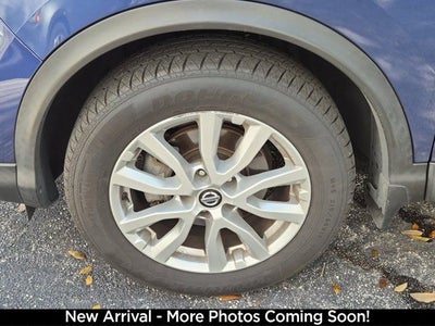 2022 Nissan Rogue Sport SV