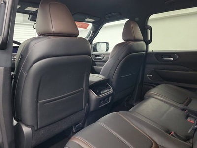 2025 Nissan Armada SL