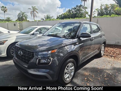 2025 Hyundai Venue SE