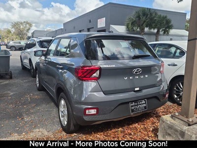 2025 Hyundai Venue SE