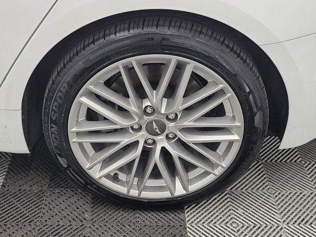 2021 Genesis G70 2.0T