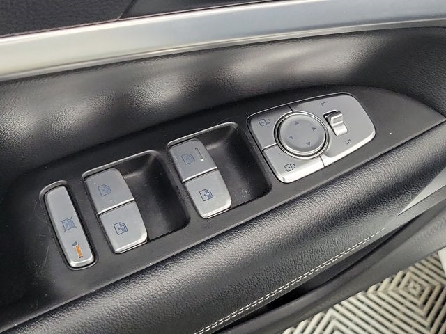 2021 Genesis G70 2.0T