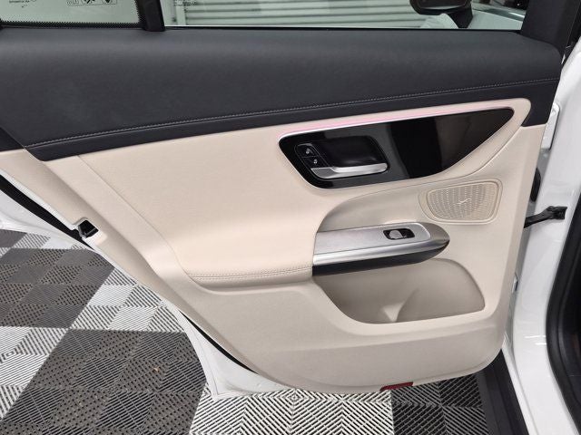 2025 Mercedes-Benz GLC GLC 300