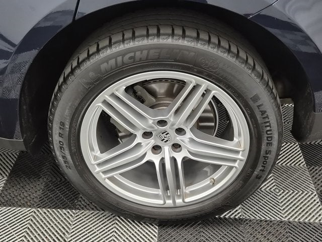 2021 Porsche Macan S