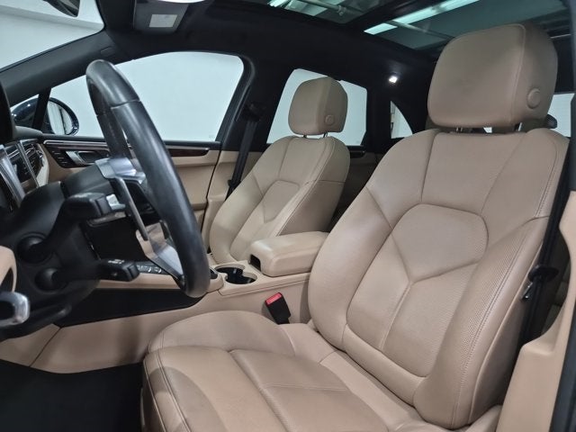 2021 Porsche Macan S