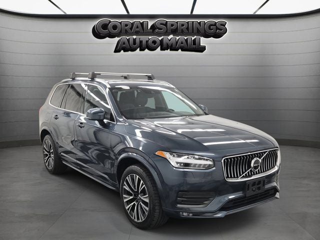 2022 Volvo XC90 T5 Momentum