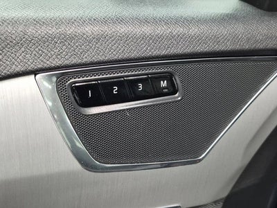 2022 Volvo XC90 T5 Momentum