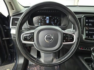 2022 Volvo XC90 T5 Momentum