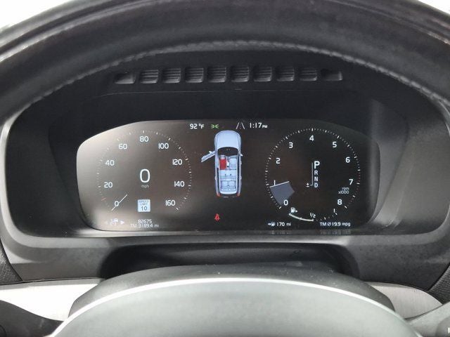 2022 Volvo XC90 T5 Momentum