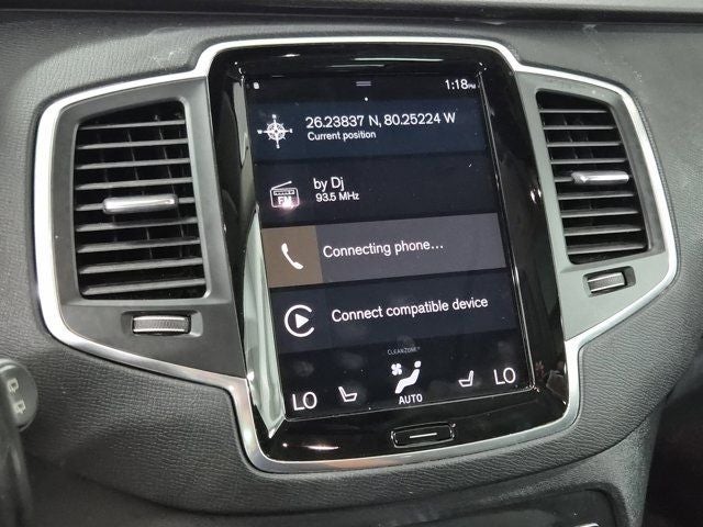 2022 Volvo XC90 T5 Momentum