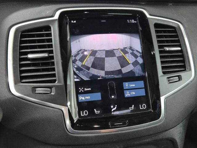 2022 Volvo XC90 T5 Momentum