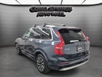 2022 Volvo XC90 T5 Momentum