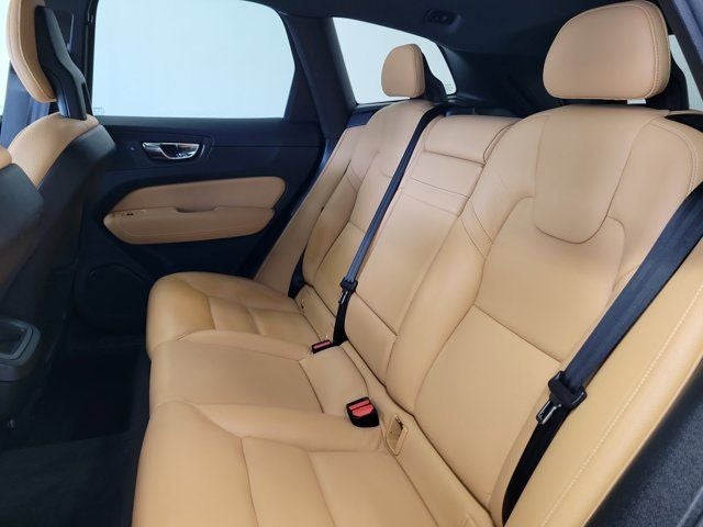 2018 Volvo XC60 T6 Momentum