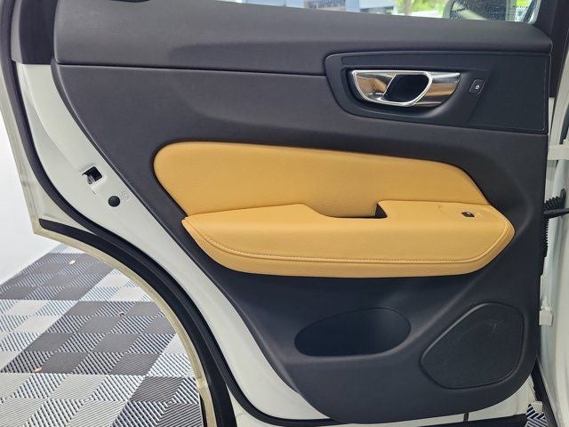 2018 Volvo XC60 T6 Momentum