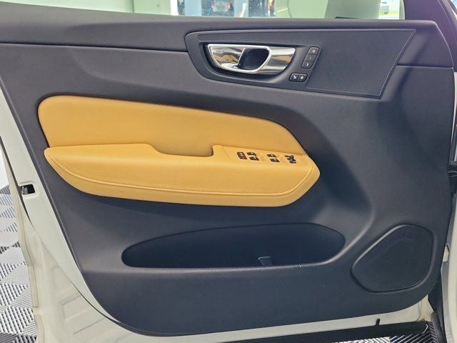 2018 Volvo XC60 T6 Momentum