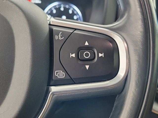 2018 Volvo XC60 T6 Momentum