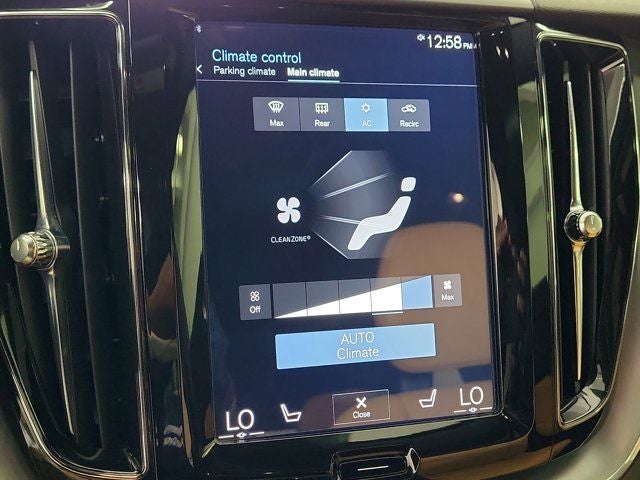 2018 Volvo XC60 T6 Momentum