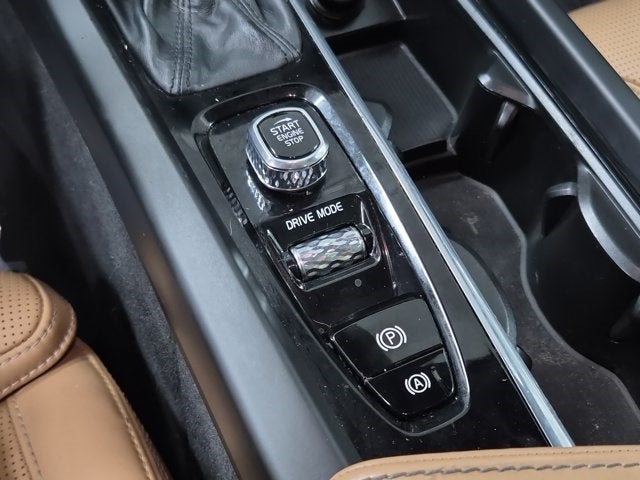 2020 Volvo XC60 T6 Inscription